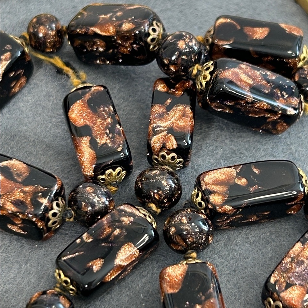 Wow 🤩 Vintage Venetian Paste Glass Strand of Beads